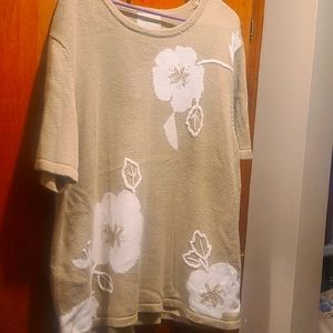 Women's Short Sleeved Sweater